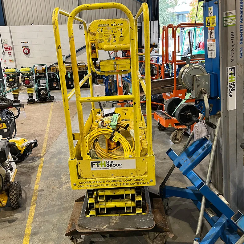 5.2 Scissor Lift Youngman Boss X3X 2014